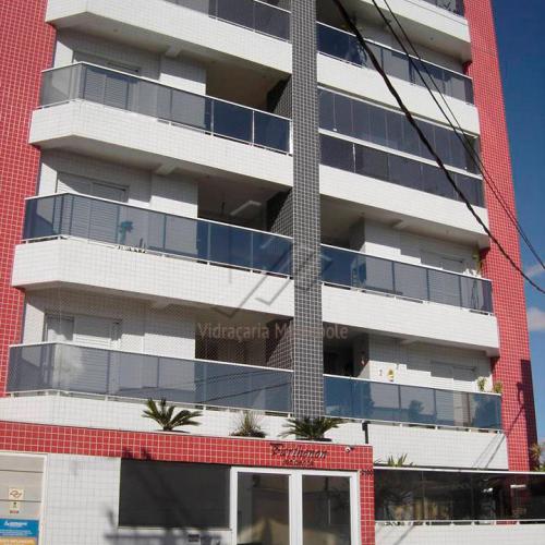 Guarda-corpo em vidro